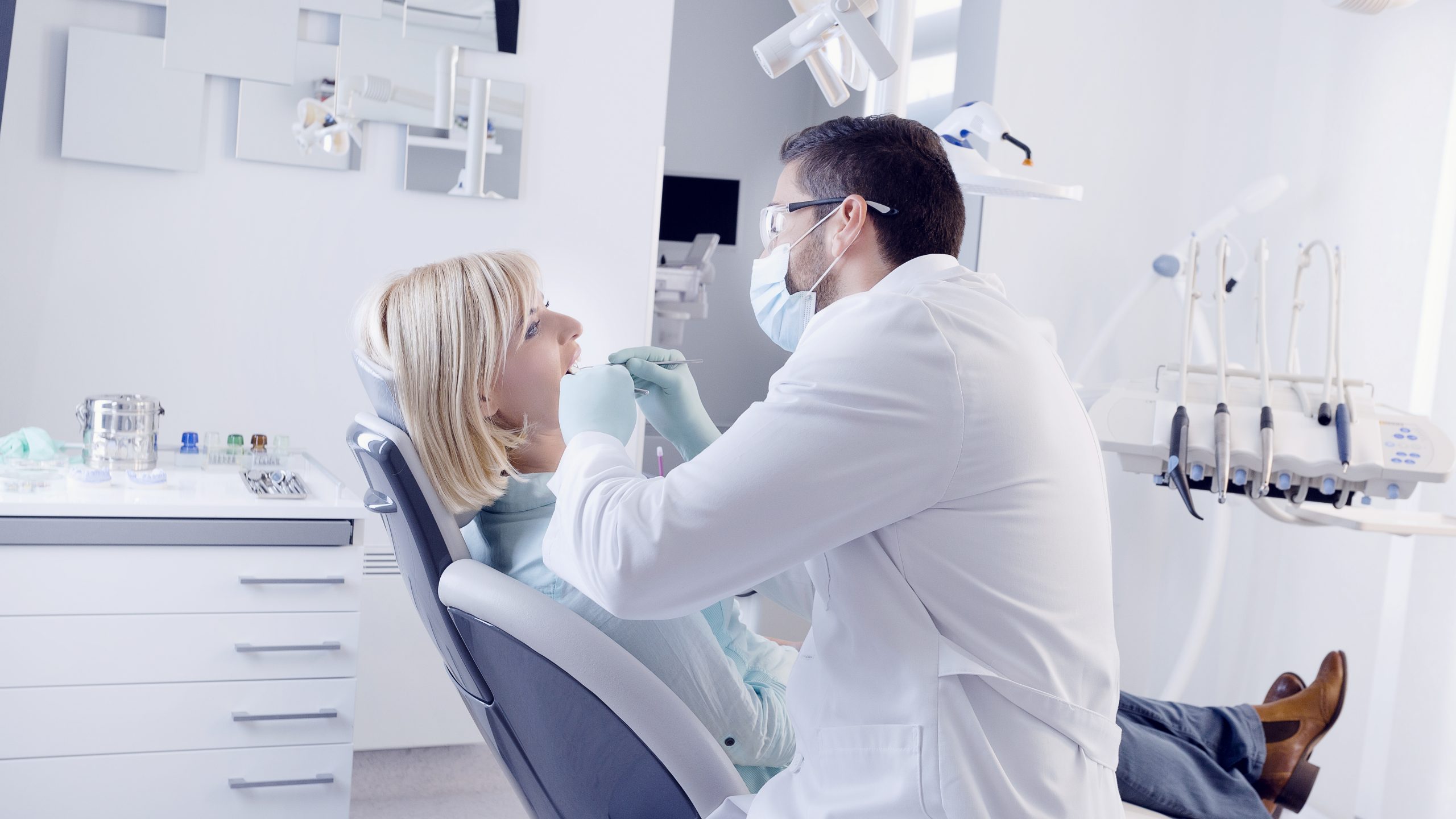Dentist in Woodlake, CA
